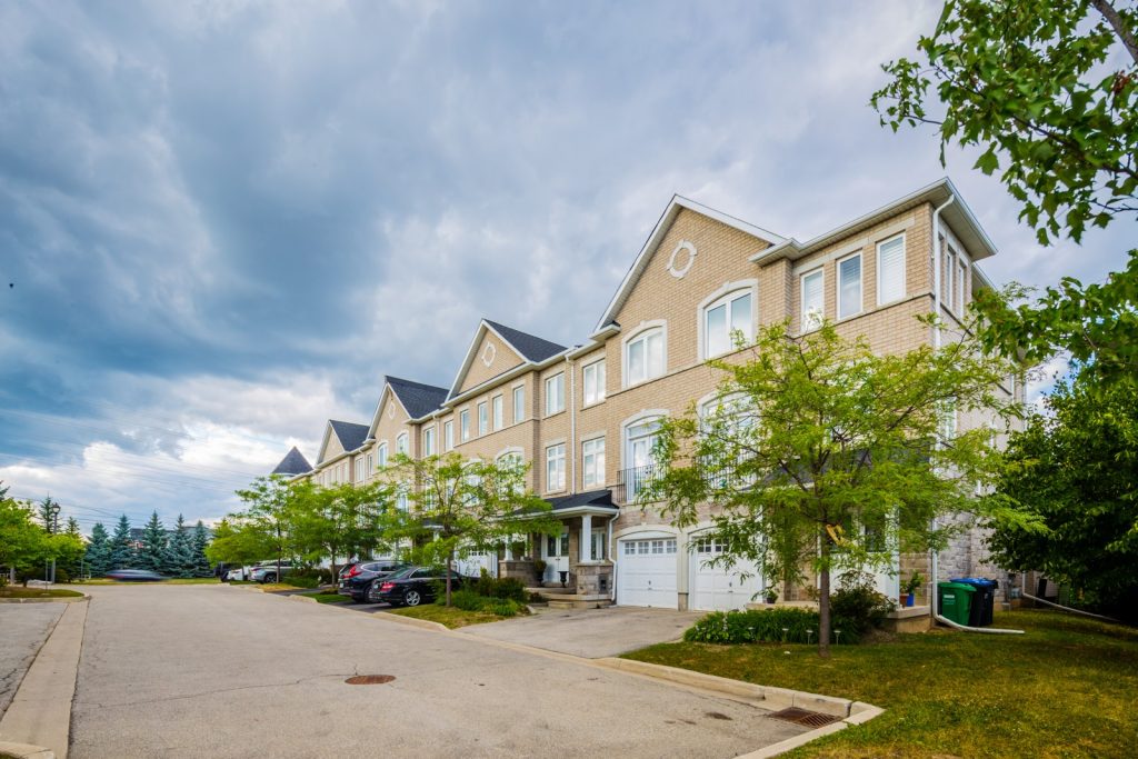 6995-glory-court-townhouses-6995-glory-crt-original-2